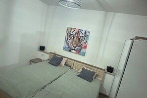 واي فاي وملاءات أسرّة