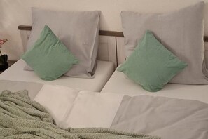 WiFi, bed sheets - Emsquartier 1 (Emsdetten)