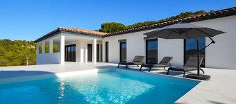 Villa avec piscine privée