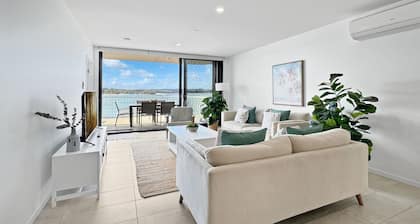 Deluxe 3-Bed Unit with Views