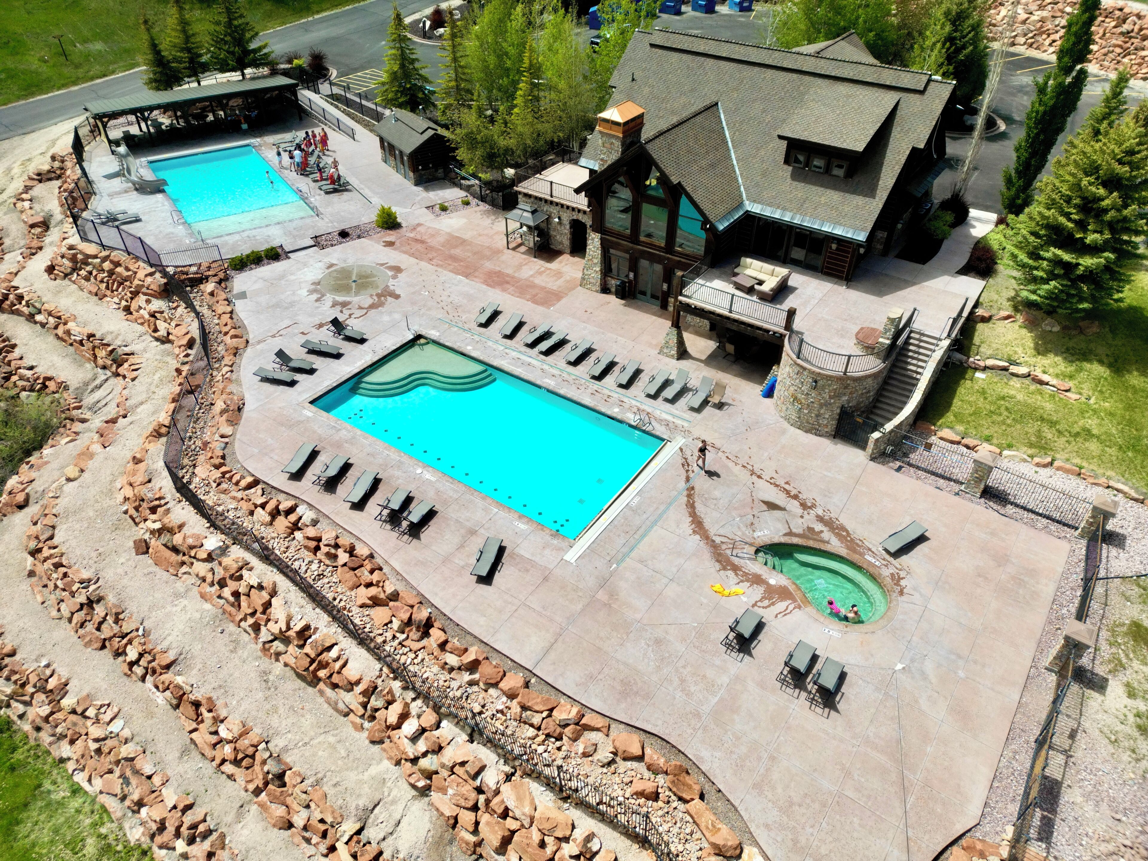 Outdoor pool, a heated pool