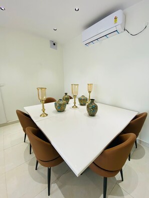 Área de estar no saguão