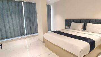 Luxury Room, 1 King Bed, Non Smoking