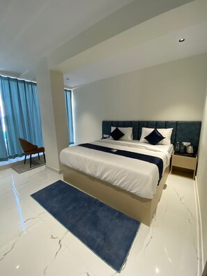 Luxury Room, 1 King Bed, Non Smoking | Free WiFi - Dreamscape Hotel by Fracspace  OU Colony (Hyderabad)
