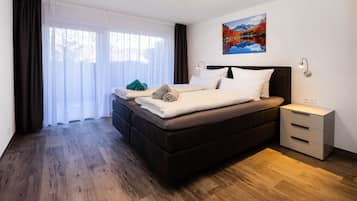 Zimmersafe, Bügeleisen/Bügelbrett, WLAN, Bettwäsche