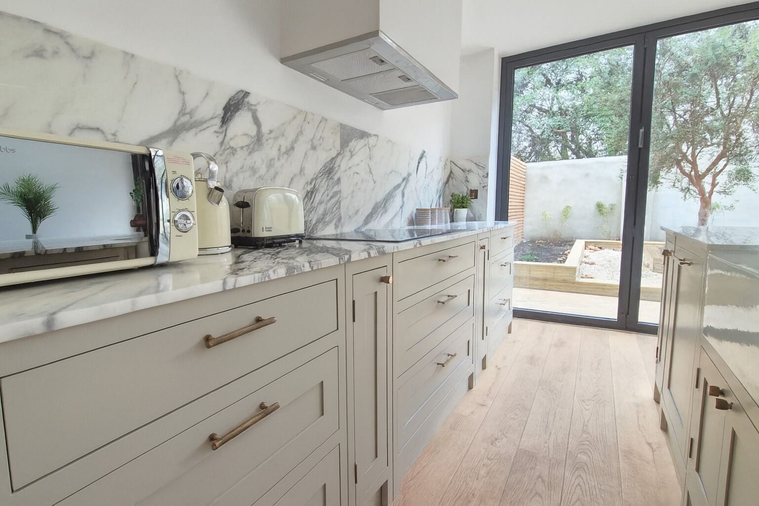 Lejlighed | Privat køkken | Køleskab, mikrobølgeovn, ovn, kogeplade