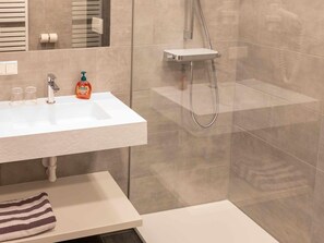 Hair dryer, towels - 6 - Apartment Kreischberg - Guesthouse Kreischberg - Mayer (Sankt Lorenzen ob Murau)