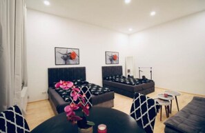 Basic Apartment - Lovely Bedroom Apt Near Augarten (Wien)