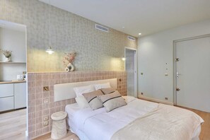 Bügeleisen/Bügelbrett, Bettwäsche