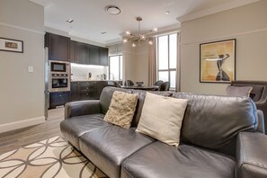 Smart TV, fireplace, offices - Explore the Blue Mountains on foot (Katoomba)