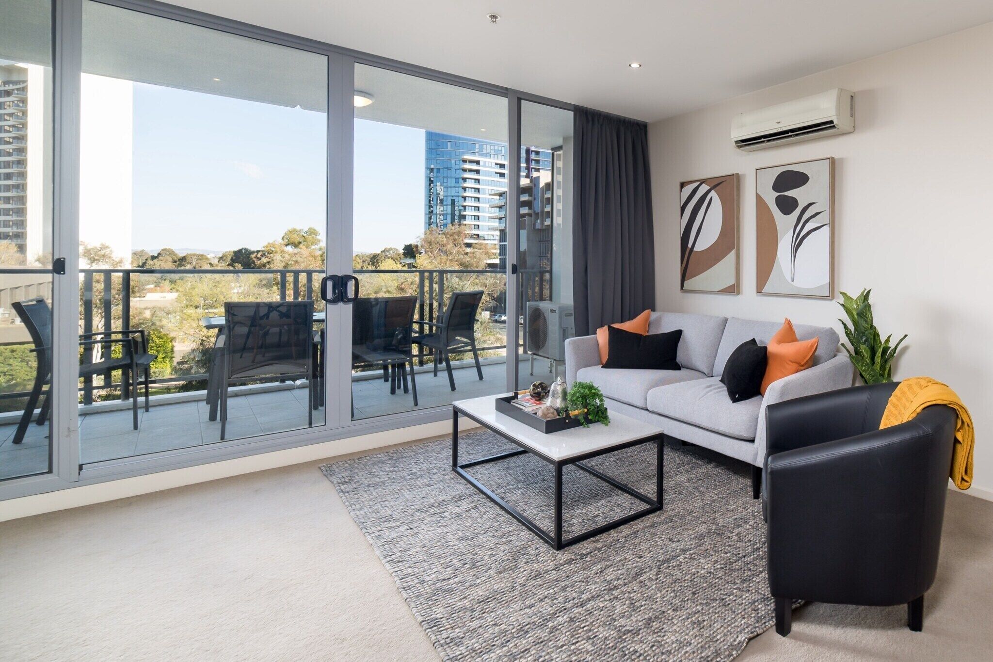 Smart-TV og kontorer