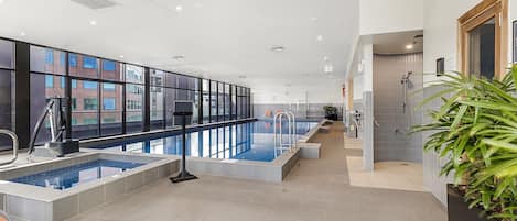 Piscine couverte