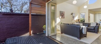 Gorgeous 2-Bed Victorian Home in Artsy