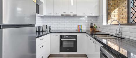 Fridge, microwave, oven, stovetop