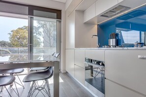 Unclassified image, 2 of 18, button - Explore Sydney from Stylish North Shore Apartment (Cremorne)