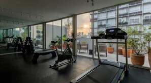 Fitness facility - TOP The Raven | Trendy 1BR apartment (Mexico City)