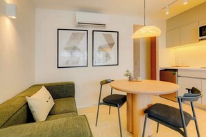 TV, offices - TOP The Raven Double | Modern 2BR apartment (Mexico City)