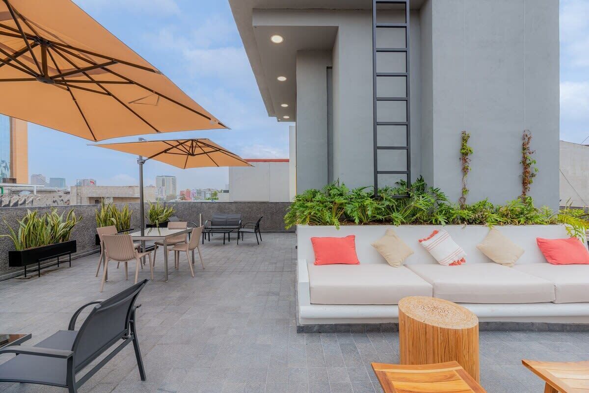 屋外ダイニングエリア