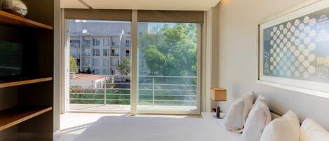 Fer et planche Ă repasser, Wi-Fi, draps fournis