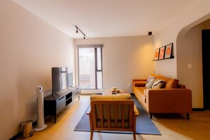 TV, offices - TOP Escandon Double | Bright 2BR Apartment (Mexico City)