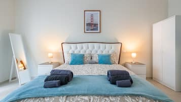 Fer et planche Ă repasser, Wi-Fi, draps fournis