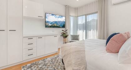 Superbe maison de 3 chambres avec grand jardin commun