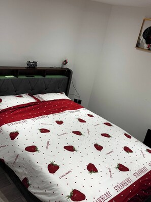 Room - Cozy Private Room in Bedford, Perfect for Solo Travellers (Bedford)