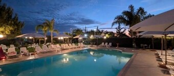 Chic Lilybee 1bedroom apartment-GardenView sleep 3