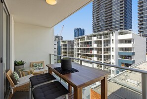 Property grounds - Chic 2-Bed Apartment & 5 minutes walk to QPAC (South Brisbane)