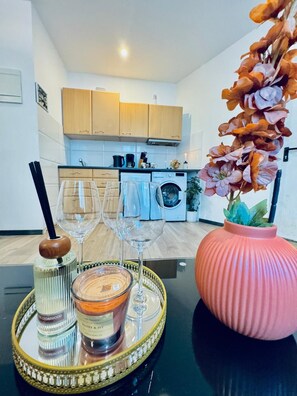 베이직 스튜디오 | 전용 주방 | 미니 냉장고, 쿡탑, 조리 도구/접시/주방 기구