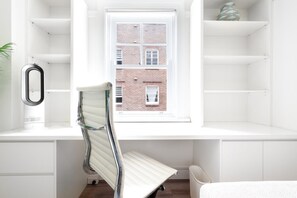 Interior - Snug 1-Bed Unit Across from Bondi Beach (Bondi Beach)
