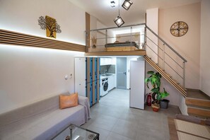 Living area - Loft 53 – Twin Loft II by ΜΡS (Athens)