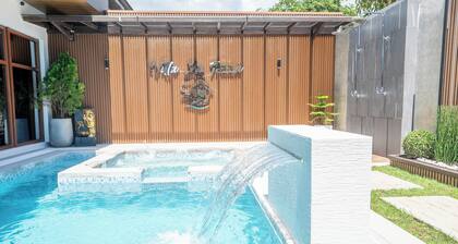 Cozy 4-bedroom house in fabulous San Juan with private pool & karaoke lounge