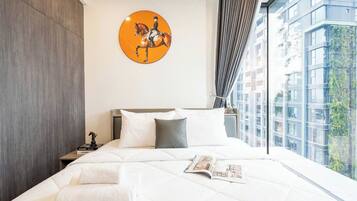 Presidential Suite, 2 Bedrooms, Club Lounge Access, City View | Egyptian cotton sheets, premium bedding, down comforters