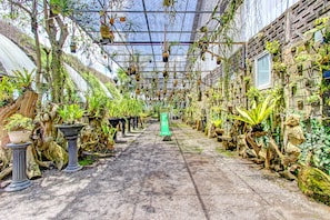 Interior detail - OYO 95018 Anggrek Homestay Jogja Syariah (Sewon)