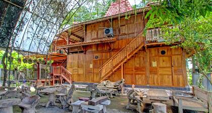 OYO 95018 Anggrek Homestay Jogja Syariah