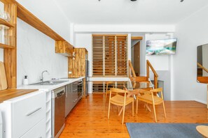 Fridge, microwave, oven, stovetop - Stylish Inner City 2-Bed Unit by Fig Lane Park (Ultimo)