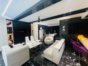 Apartment | Living area