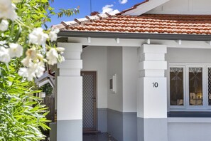 Exterior detail - Elegant Art Semi Detached 2-Bed Home (West Perth)