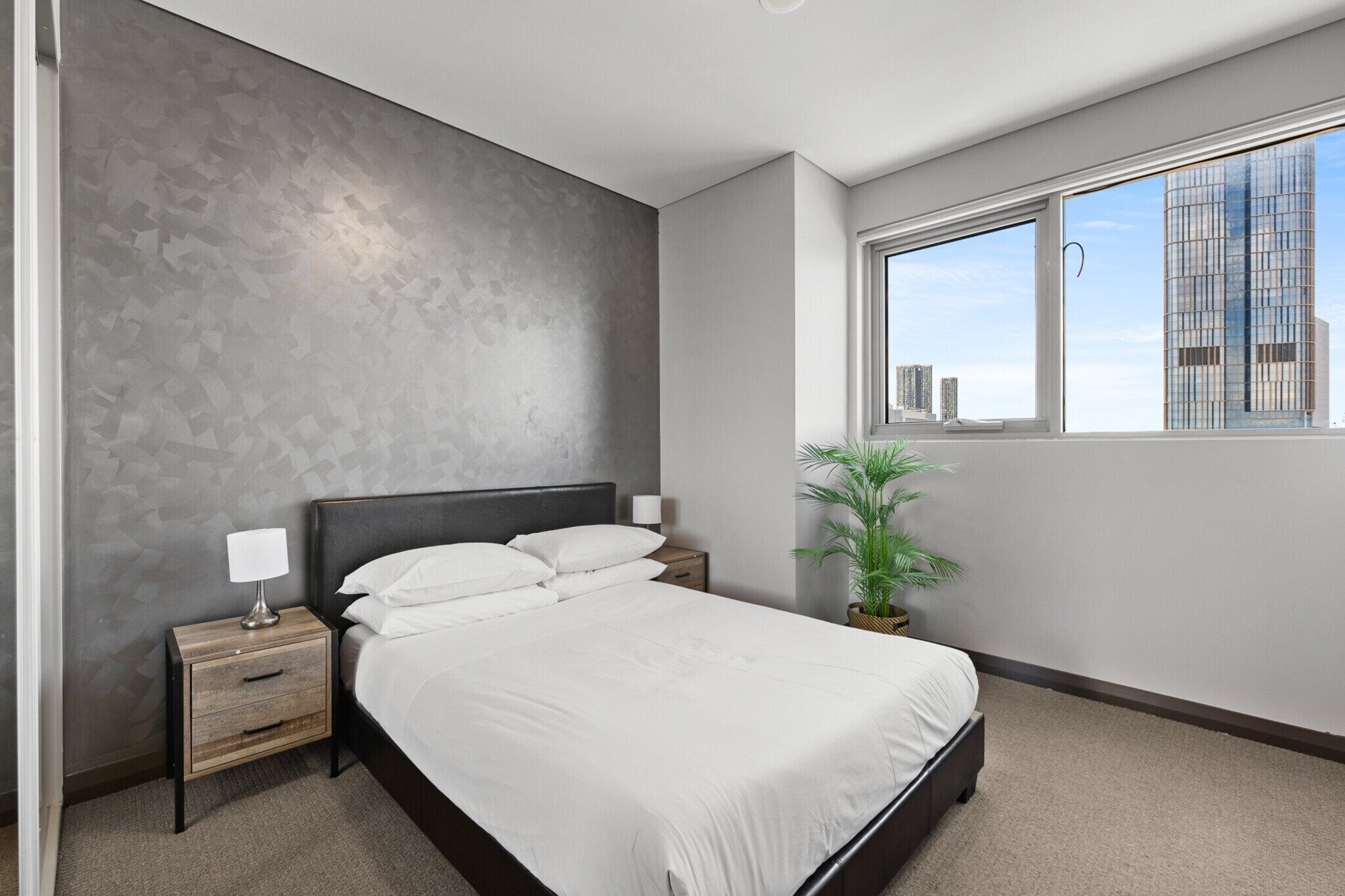 2 bedrooms, iron/ironing board, Internet, bed sheets
