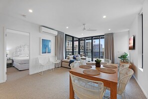 Interior - Luxe Beachfront 2-Bed With Gym, Pool & Views (Burleigh Heads)