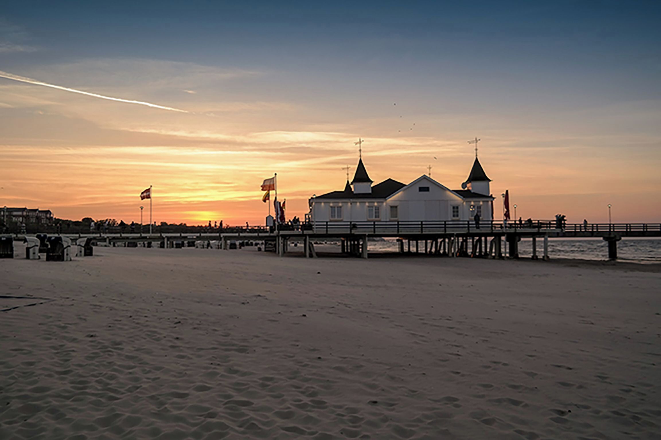 بالقرب من الشاطئ