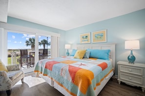 2 bedrooms, WiFi, wheelchair access - Oceanfront Villa: Pool, Patio, Steps to Coligny (Hilton Head Island)