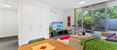 Smart TV