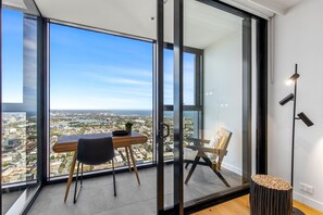 Interior - Modern 1-Bed in Hip Southbank with Pool & Gym (Southbank)