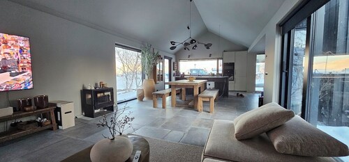 Steinholt - Beautiful 3-bedroom villa in Dalvík for your getaway
