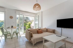 Living area - Terrace apartment Puget-sur-Argens (Puget-sur-Argens)