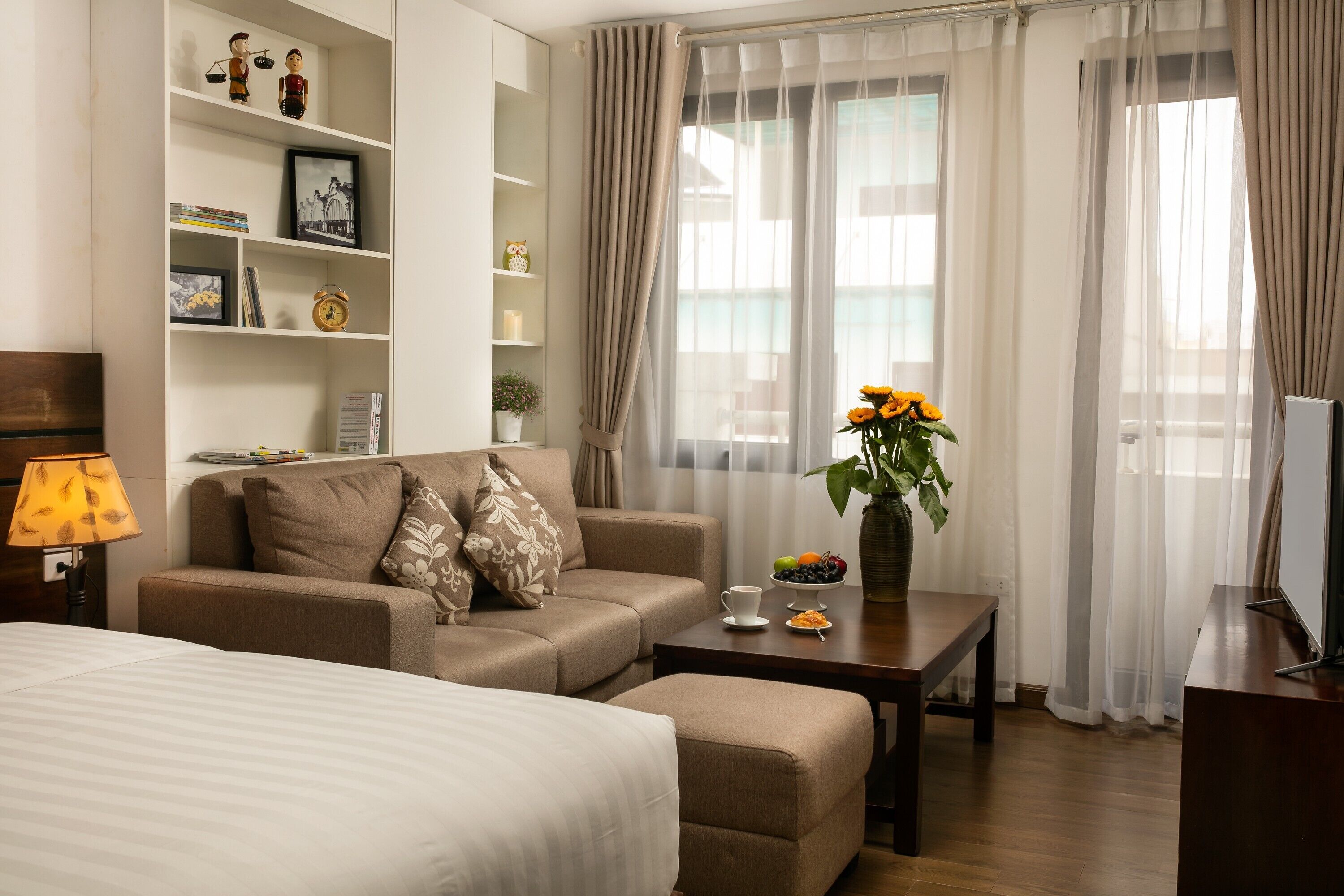 43-inch LED TV with satellite channels