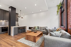 Smart TV - 1-Bed Warehouse Conversion in Melbourne CBD (Melbourne)