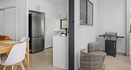 Riverside 3-Bed Home with Study Nook and BBQ